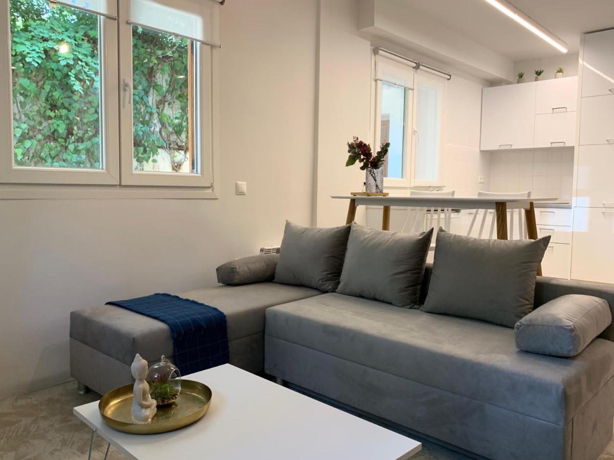 Renovated Apartment In Kifissia Center Near Metro G25 Athens Exterior photo